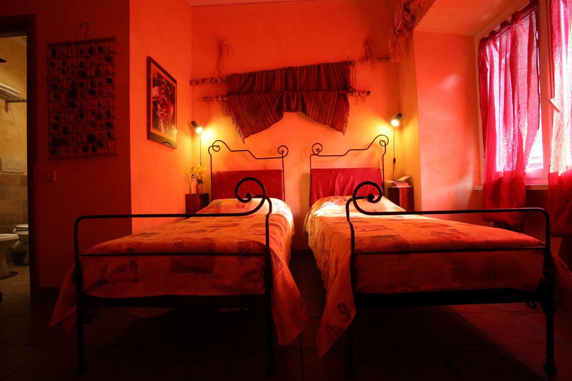 רומא Momi Bed And Breakfast מראה חיצוני תמונה