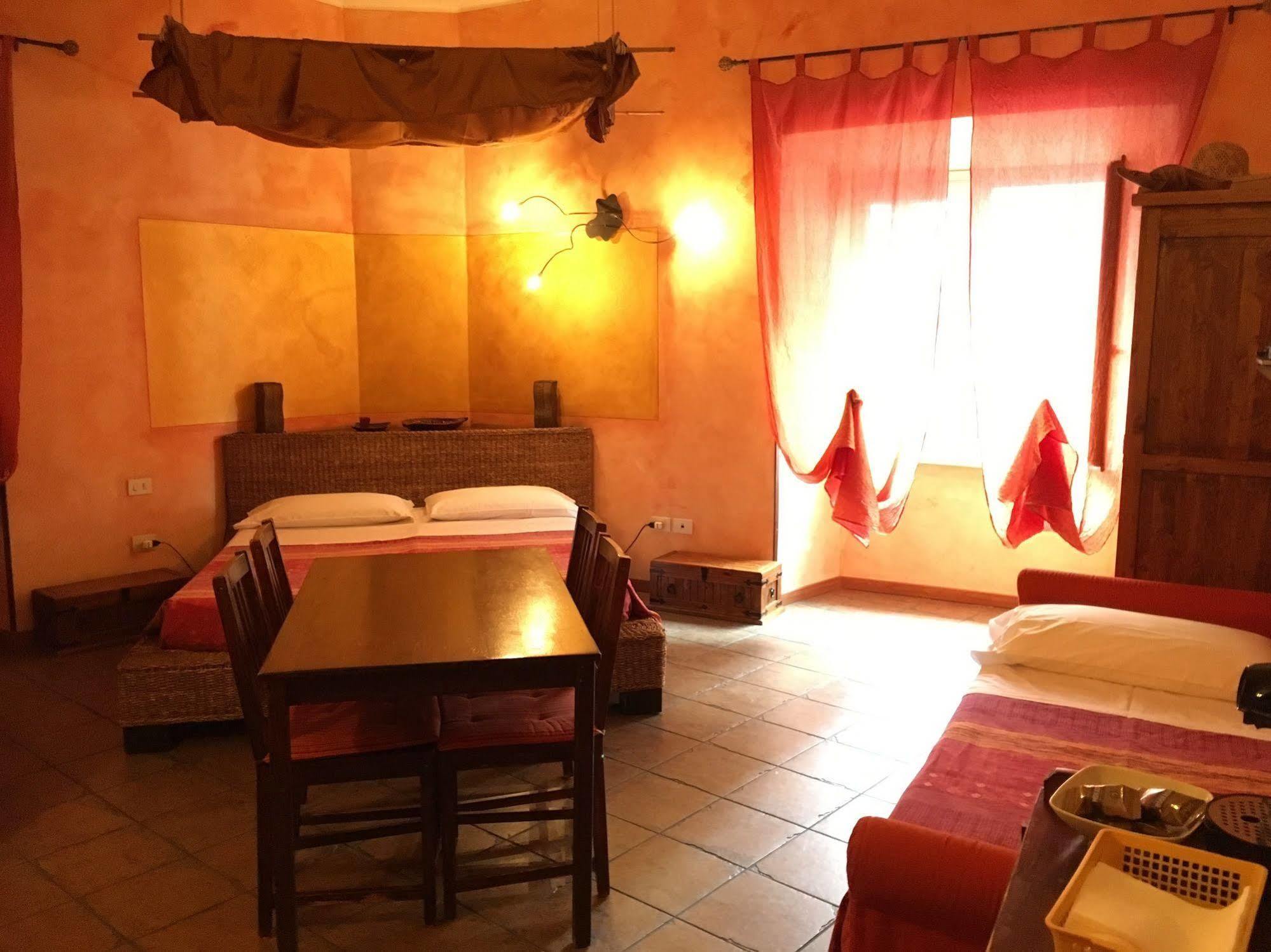 רומא Momi Bed And Breakfast מראה חיצוני תמונה