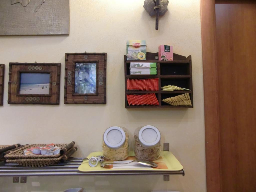 רומא Momi Bed And Breakfast מראה חיצוני תמונה
